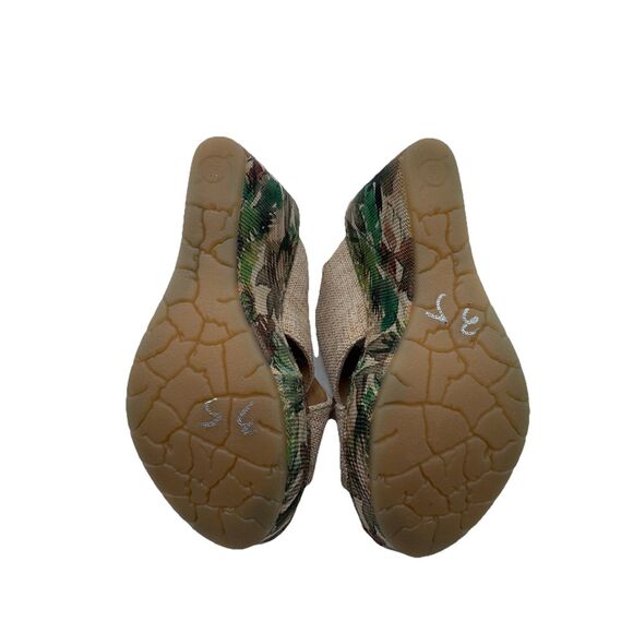 Born Emmy II Tropical Tan And Green Canvas Platform Wedge Sandals W7 - Picture 9 of 9